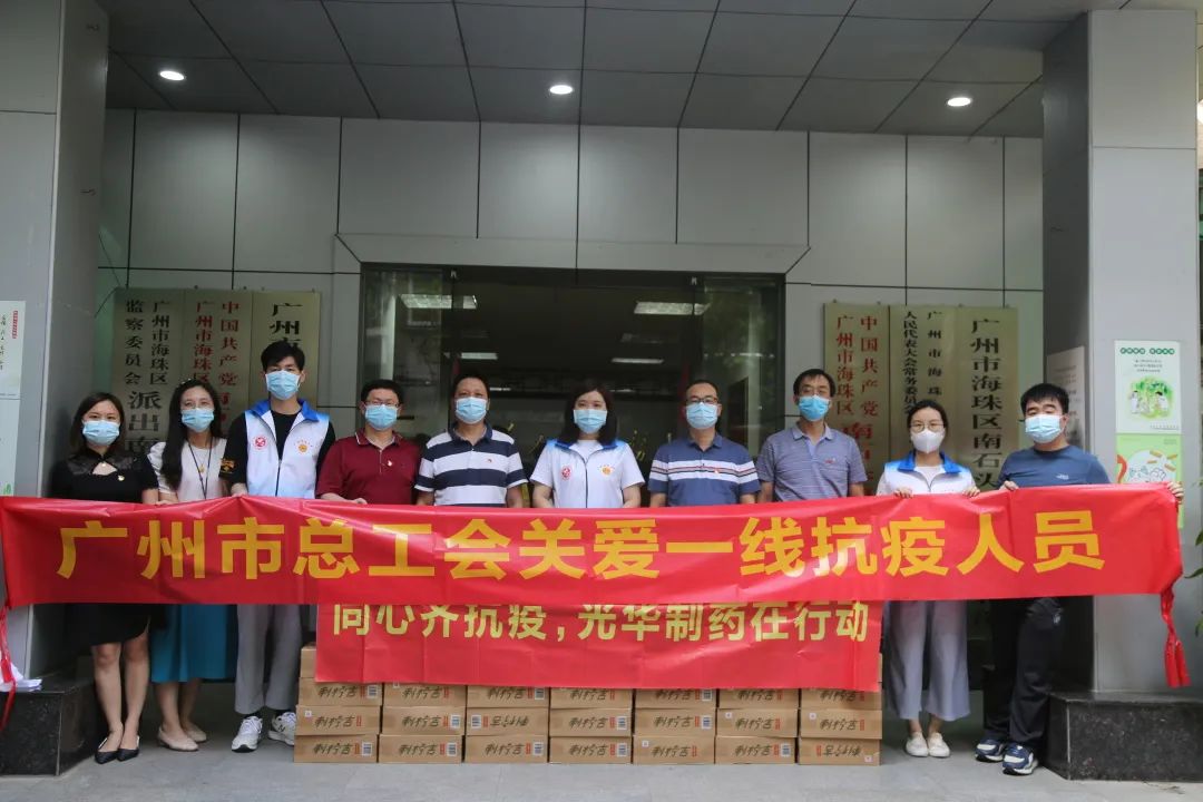 ���ľ���ůһ�ߣ���������־�ɳǹ�ս��